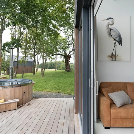 Vilanovka - Z Prywatna Balia Przy Stawie I Lesie Holiday home Wilanowo (Kartuzy)