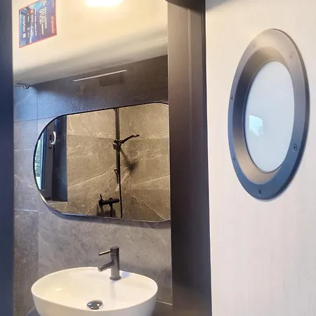 Holiday home Vilanovka - Z Prywatna Balia Przy Stawie I Lesie Wilanowo (Kartuzy)