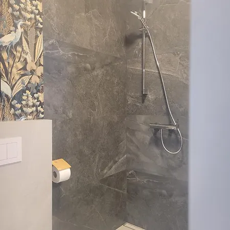 Vilanovka - Z Prywatna Balia Przy Stawie I Lesie